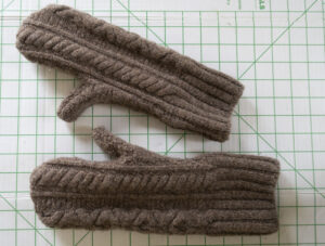 DIY mittens to keep you comfy and cozy